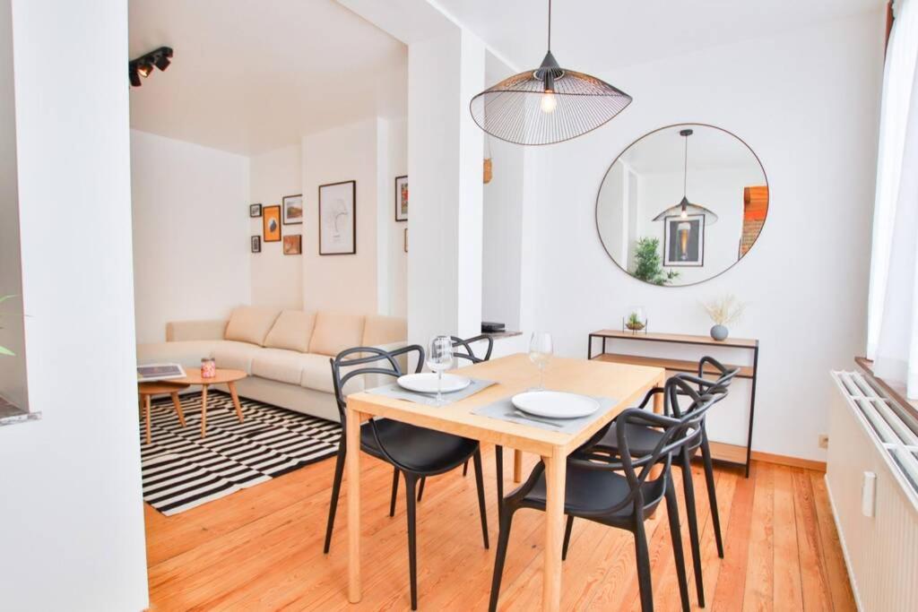 נמור Logement L'Echasseur A Jambes מראה חיצוני תמונה