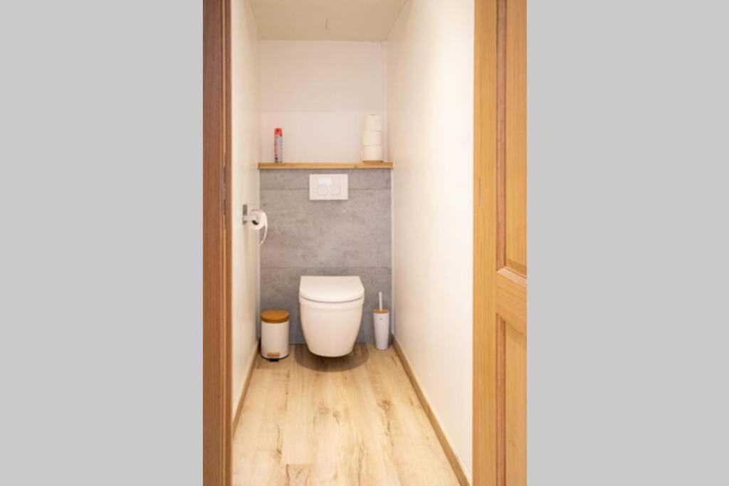 נמור Logement L'Echasseur A Jambes מראה חיצוני תמונה
